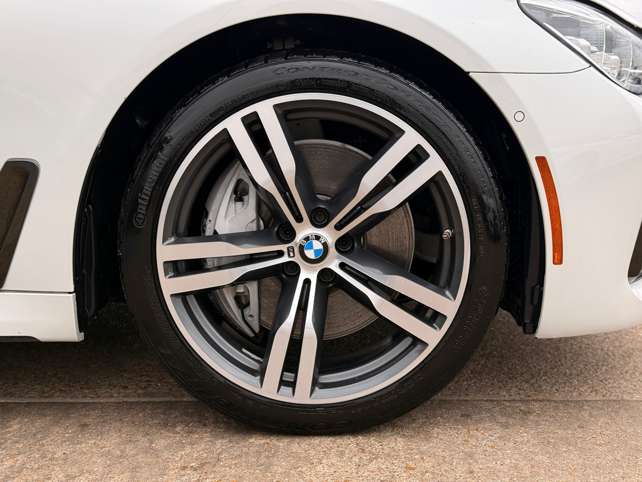 BMW 7-Series 750i 4D Sedan 2019