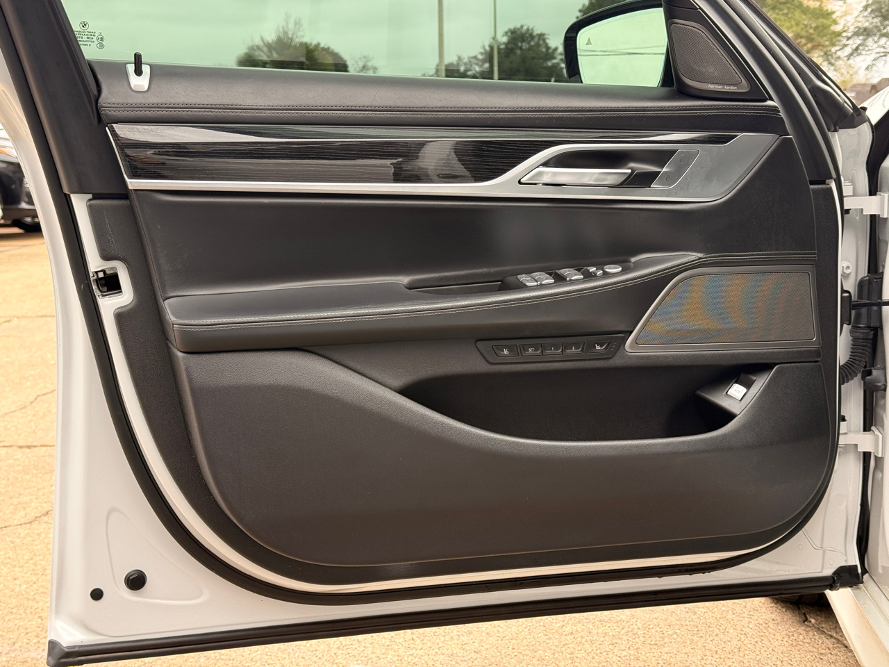 BMW 7-Series 750i 4D Sedan 2019