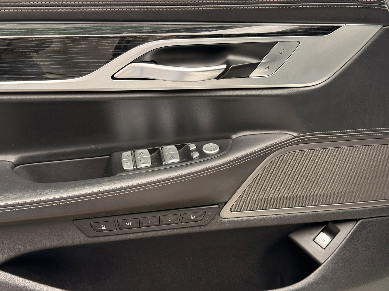 BMW 7-Series 750i 4D Sedan 2019