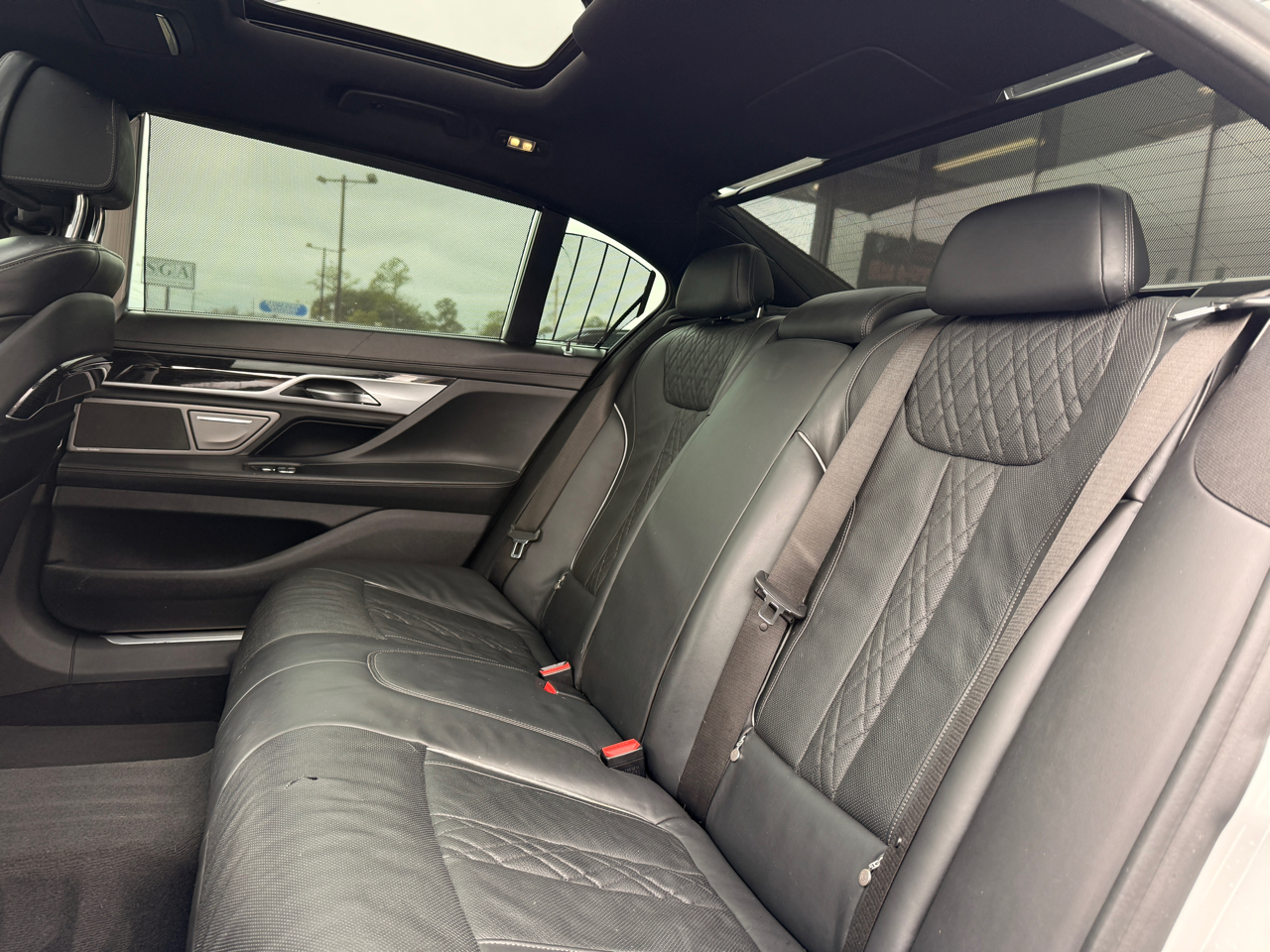 BMW 7-Series 750i 4D Sedan 2019