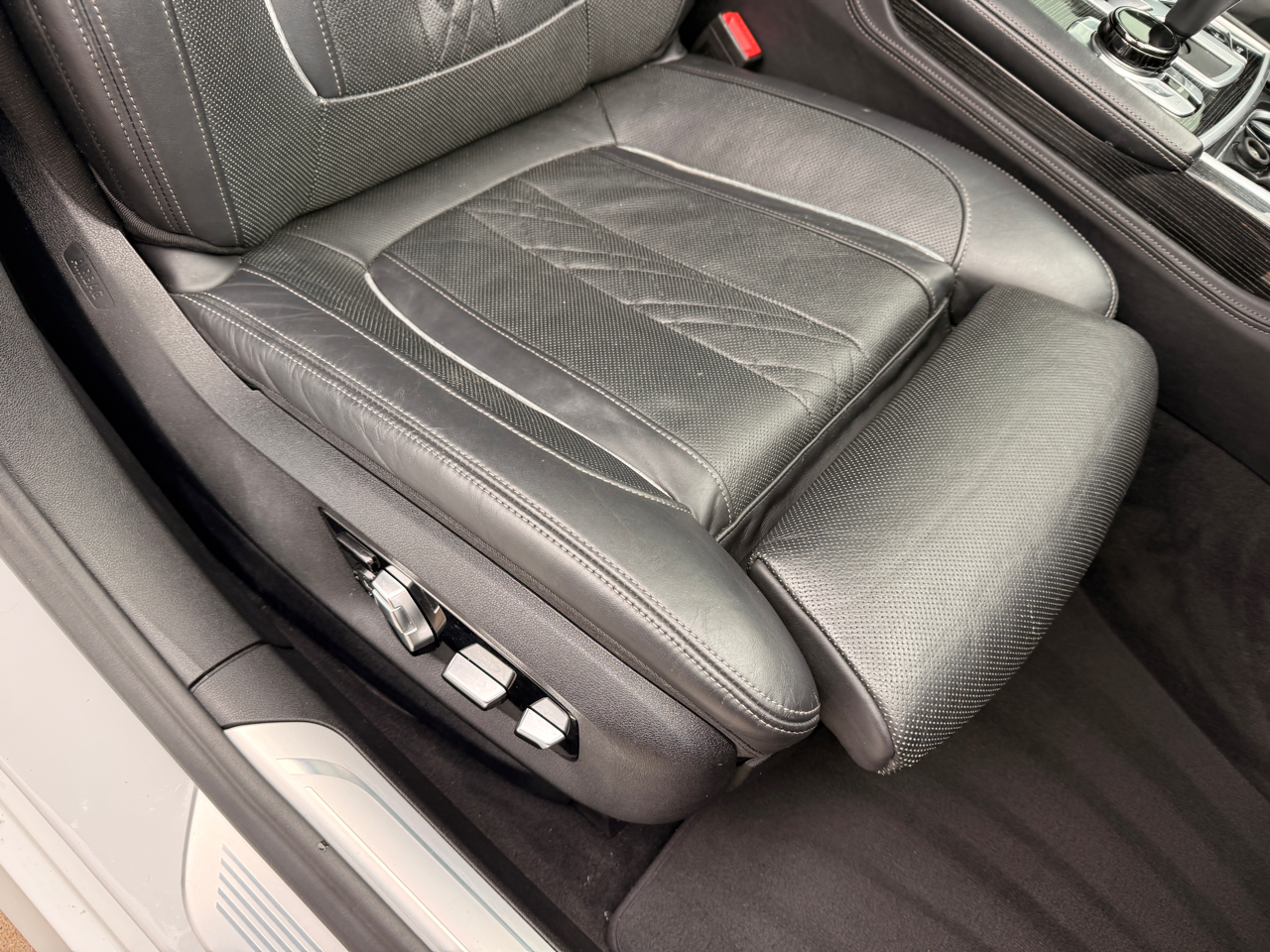 BMW 7-Series 750i 4D Sedan 2019