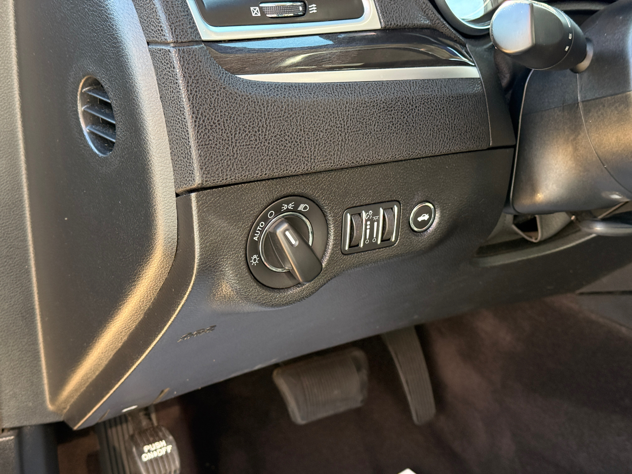 Chrysler 300 Limited RWD 2017