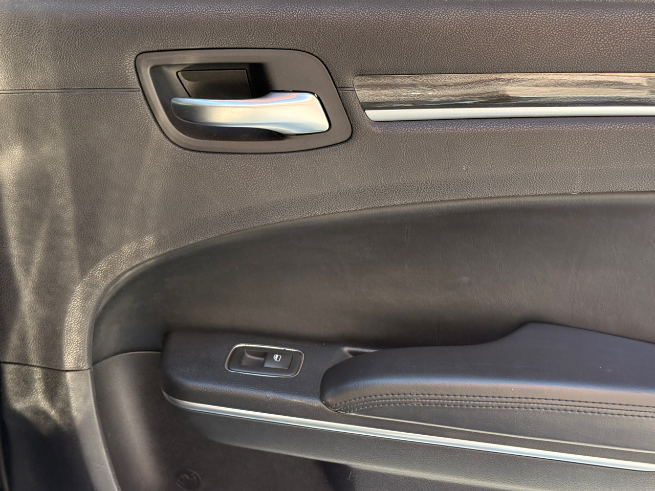 Chrysler 300 Limited RWD 2017