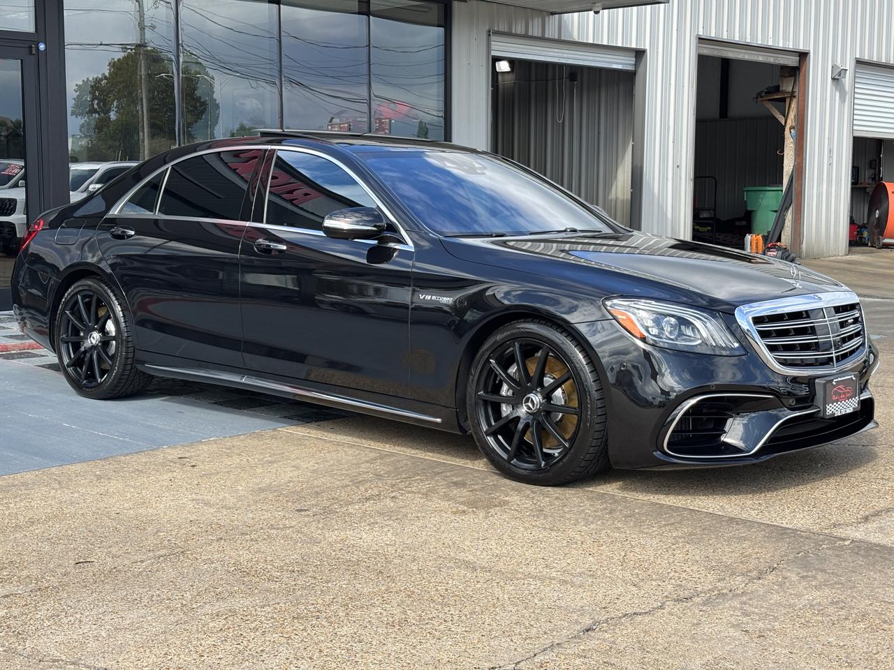 Mercedes-Benz S-Class photo 7