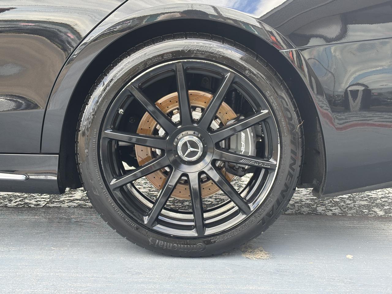 Mercedes-Benz S-Class photo 16