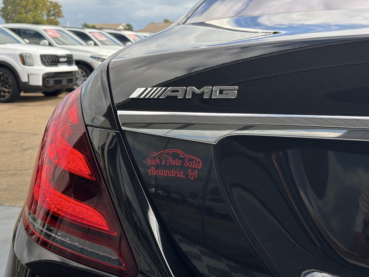 Mercedes-Benz S-Class photo 20