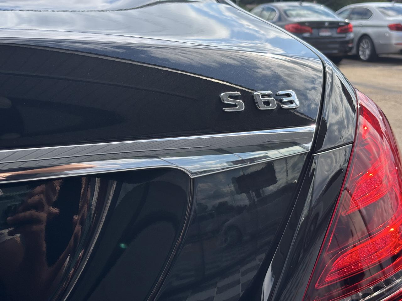 Mercedes-Benz S-Class photo 21