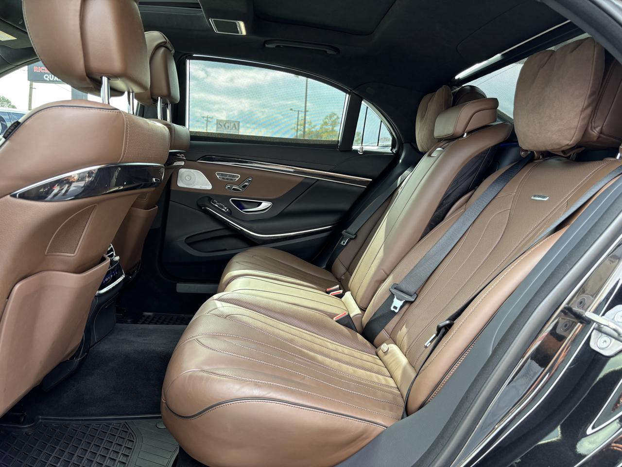 Mercedes-Benz S-Class photo 32