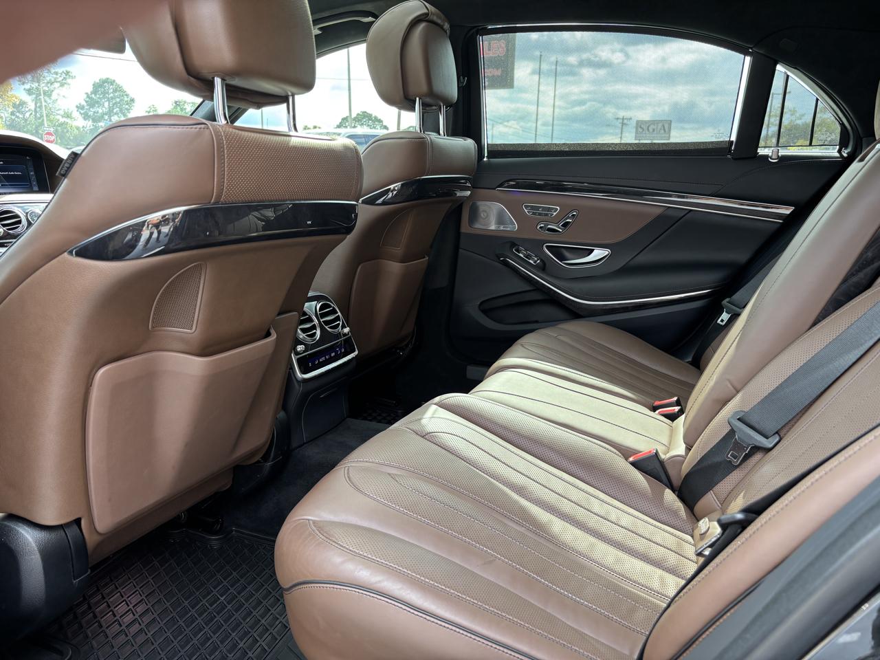 Mercedes-Benz S-Class photo 33