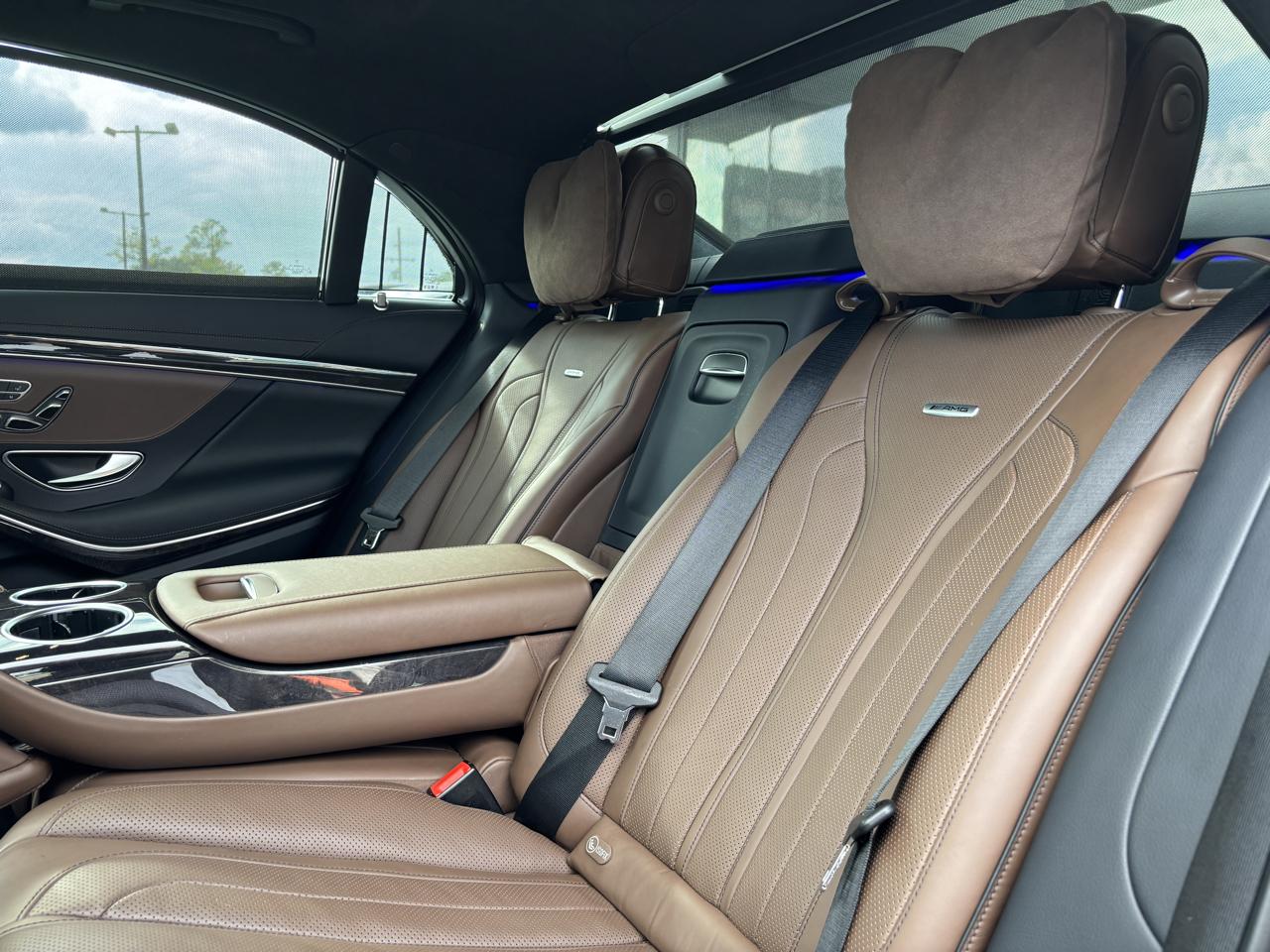 Mercedes-Benz S-Class photo 35