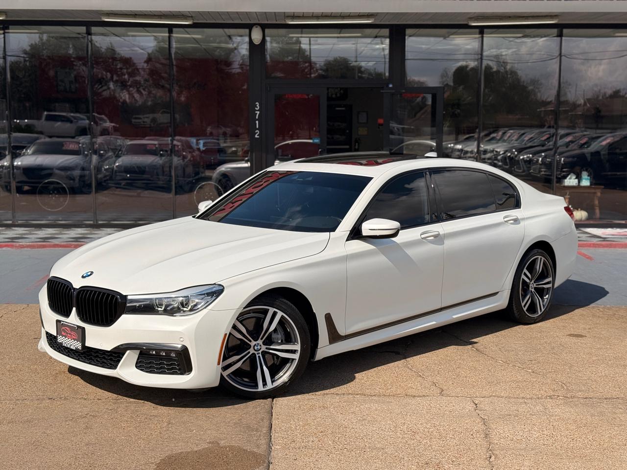 BMW 7-Series 740i 2019