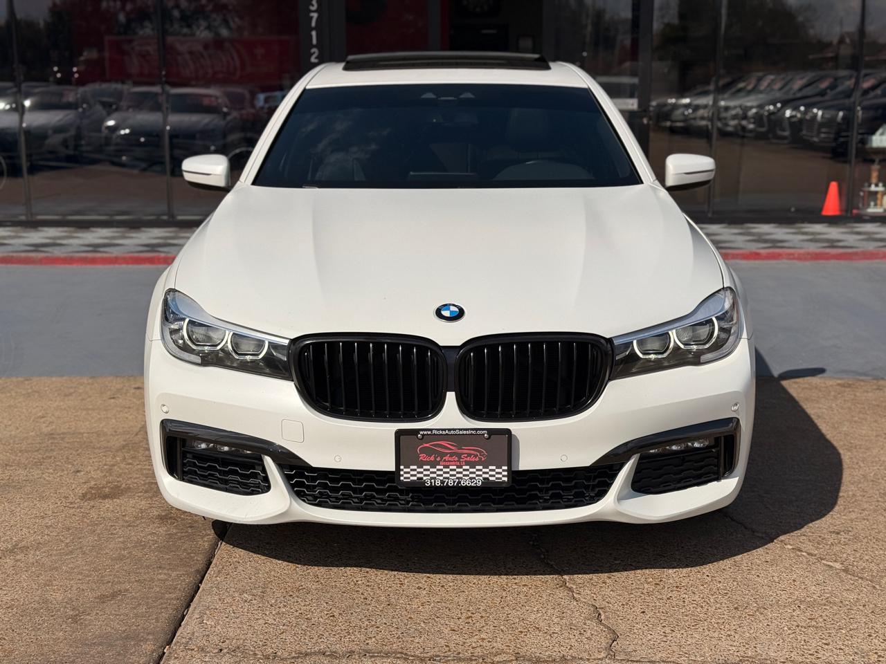 BMW 7-Series 740i 2019