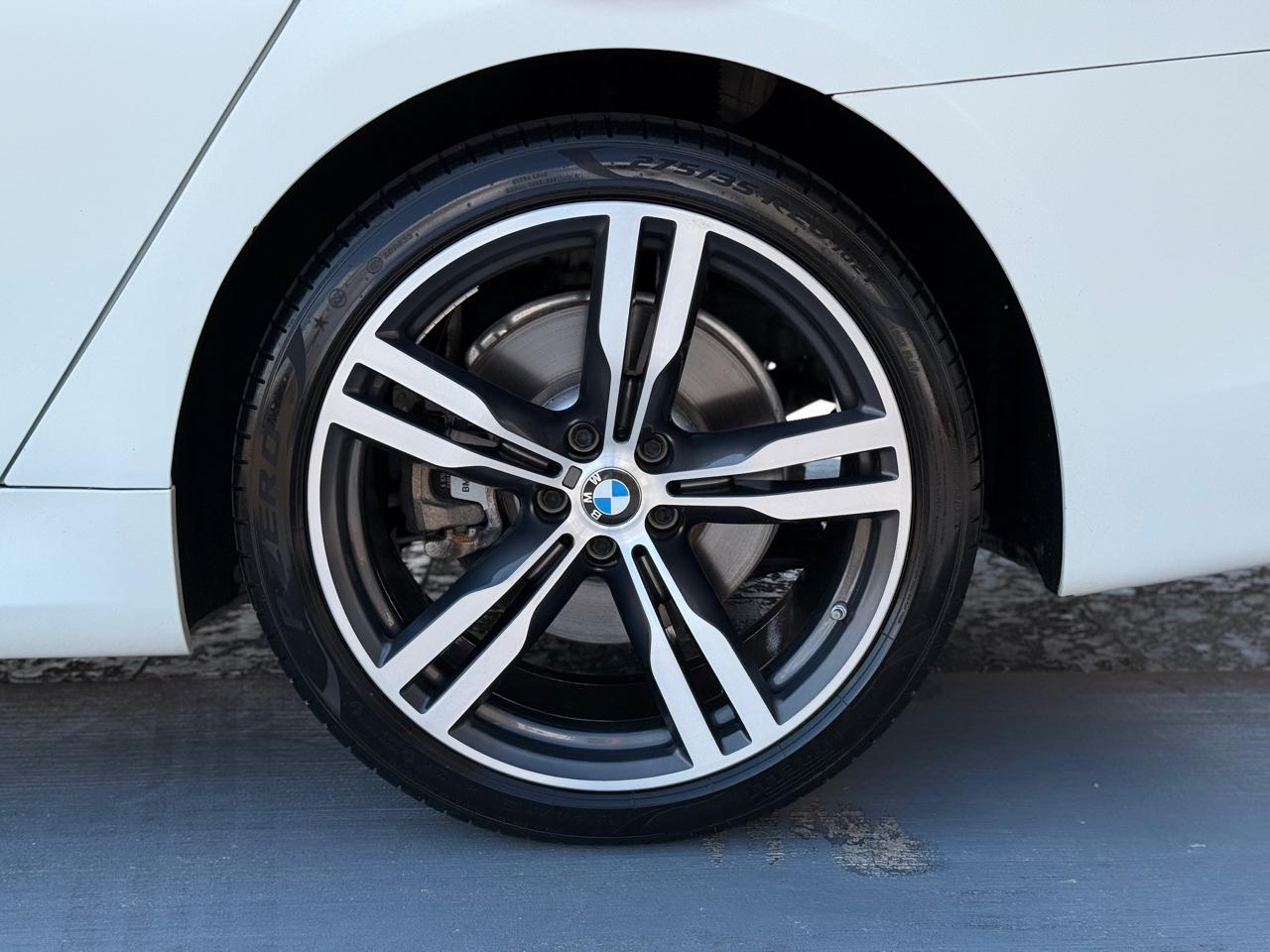 BMW 7-Series 740i 2019