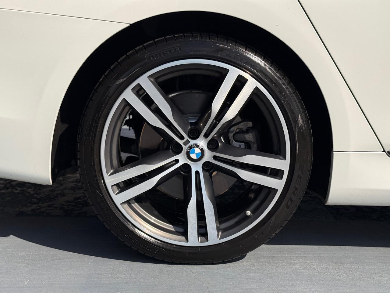 BMW 7-Series 740i 2019