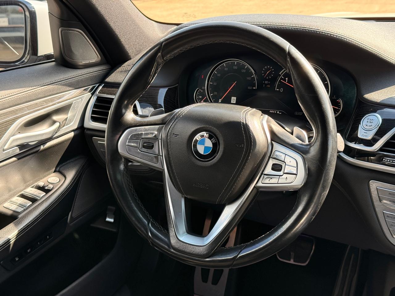 BMW 7-Series 740i 2019