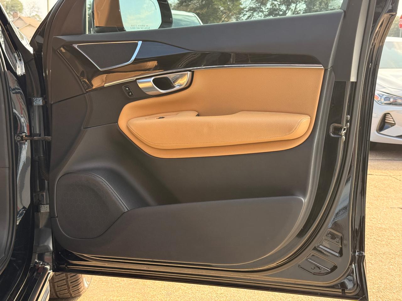 Volvo XC90 T6 Momentum AWD 2018