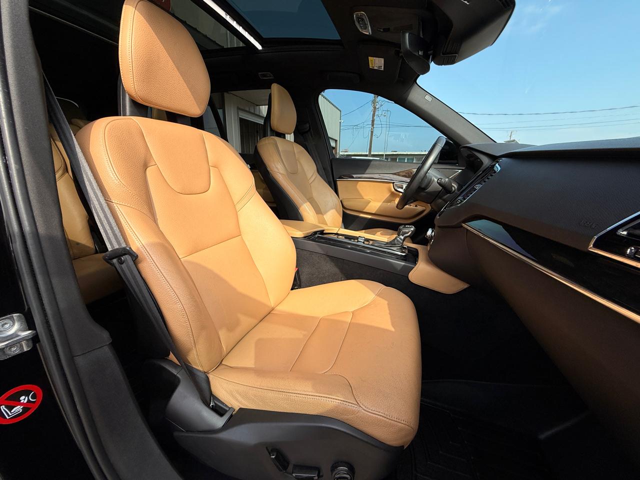 Volvo XC90 T6 Momentum AWD 2018