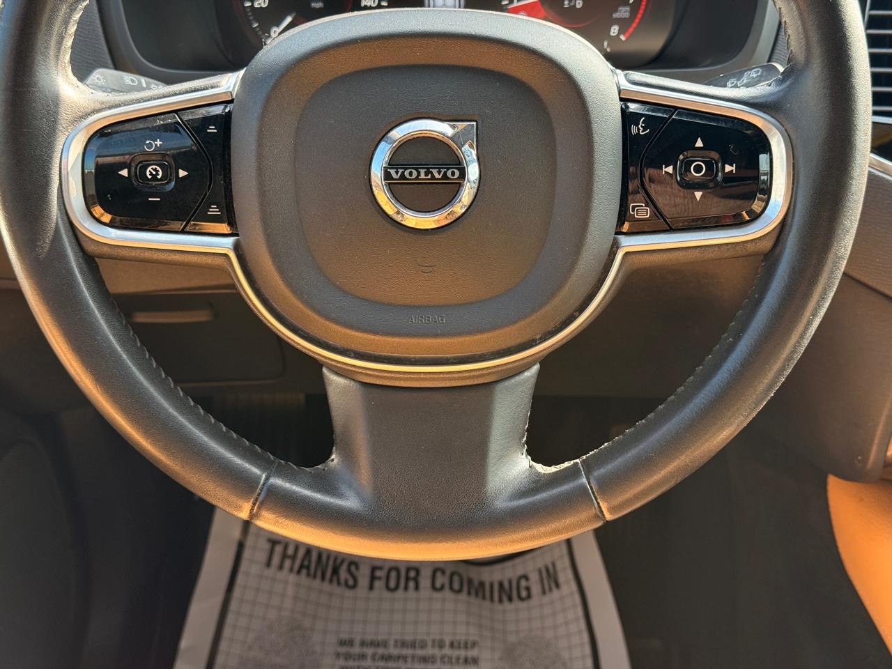 Volvo XC90 T6 Momentum AWD 2018