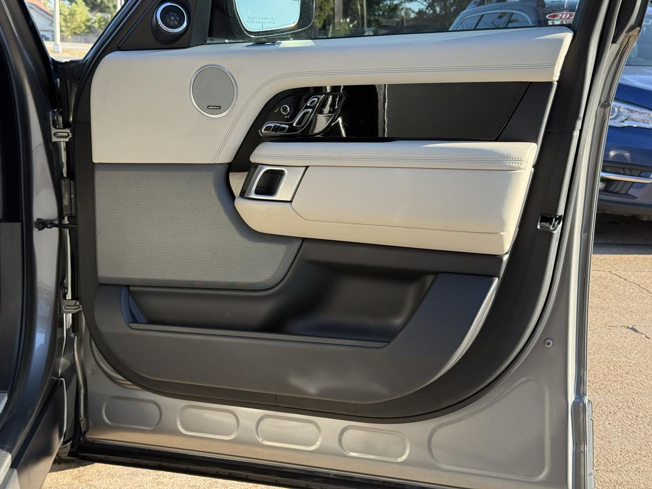 Land Rover Range Rover Supercharged 2018