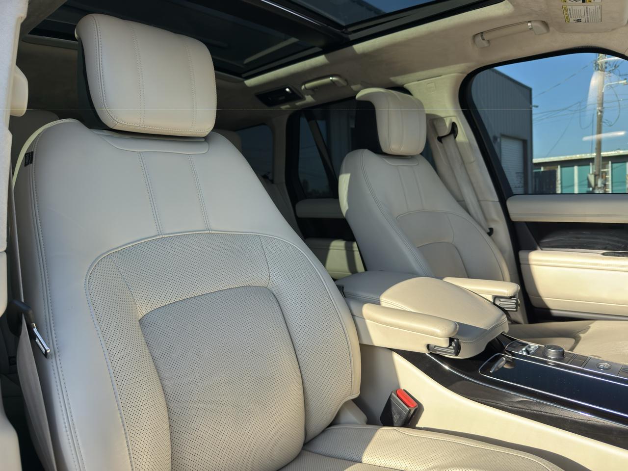 Land Rover Range Rover Supercharged 2018
