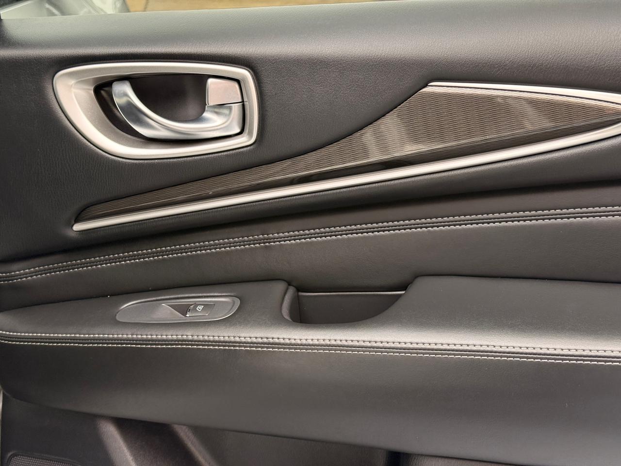 Infiniti QX60 PURE 2019