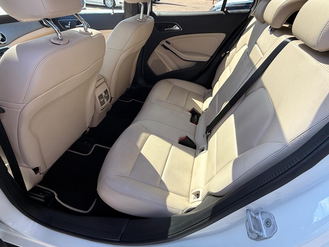 Mercedes-Benz GLA-Class GLA250 2018