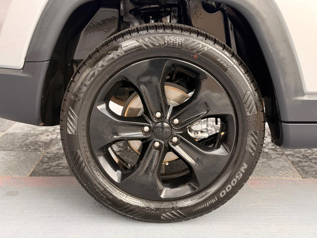 Jeep Compass Latitude FWD 2019