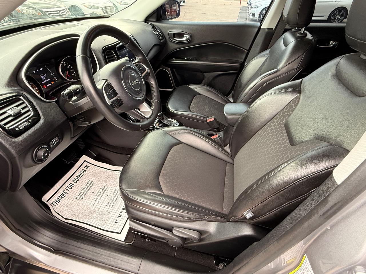 Jeep Compass Latitude FWD 2019