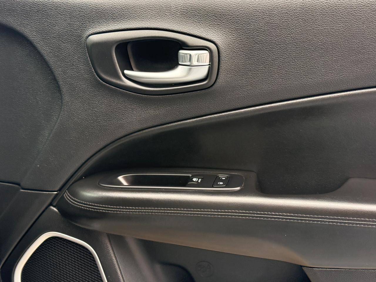 Jeep Compass Latitude FWD 2019