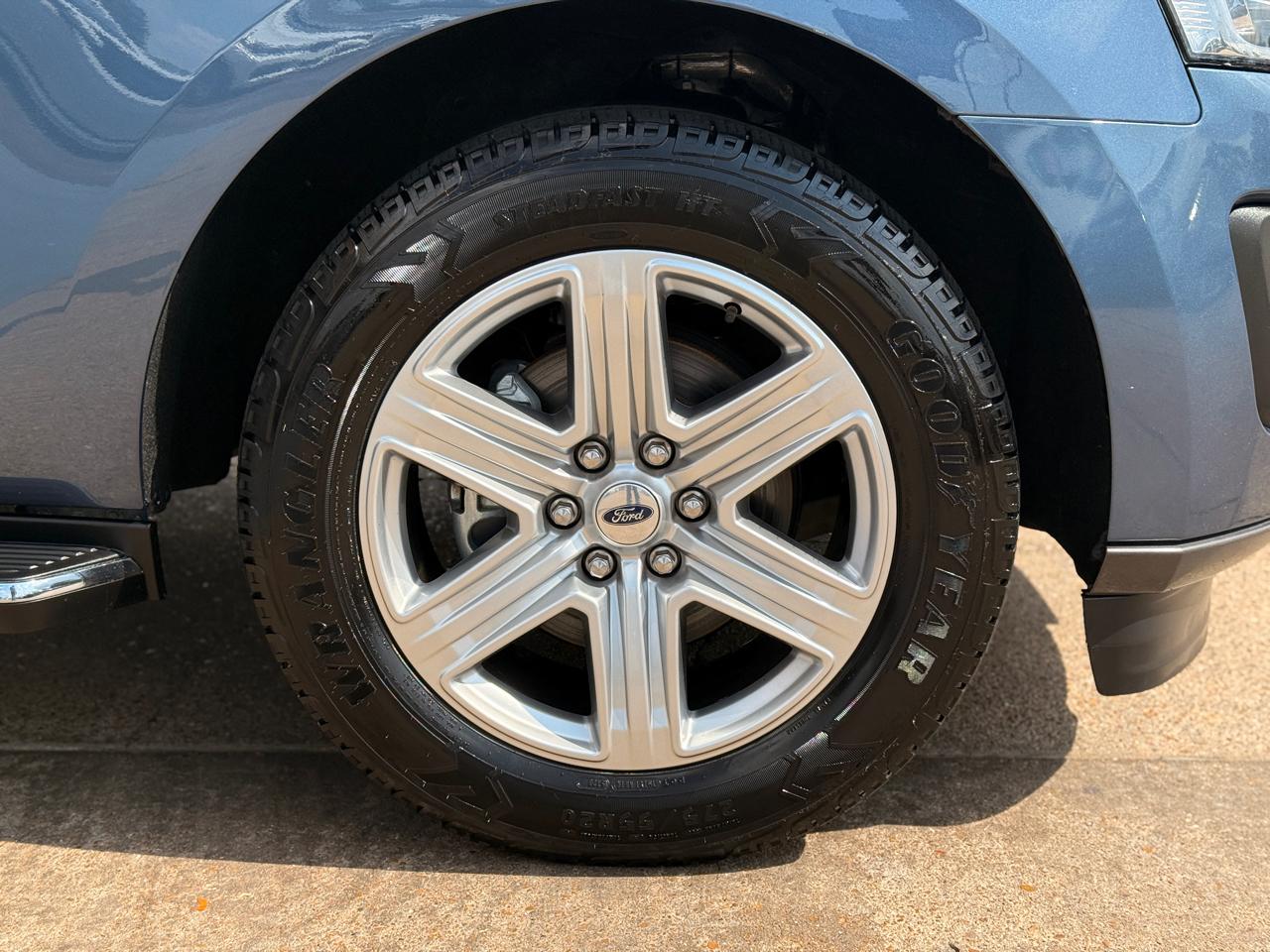 Ford Expedition XLT 2020