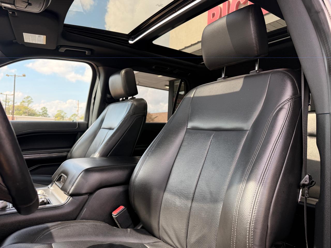 Ford Expedition XLT 2020