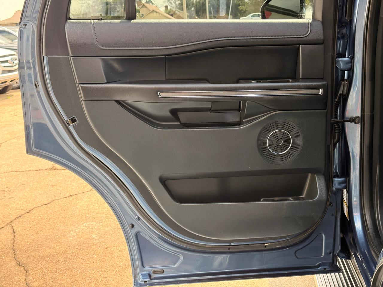 Ford Expedition XLT 2020