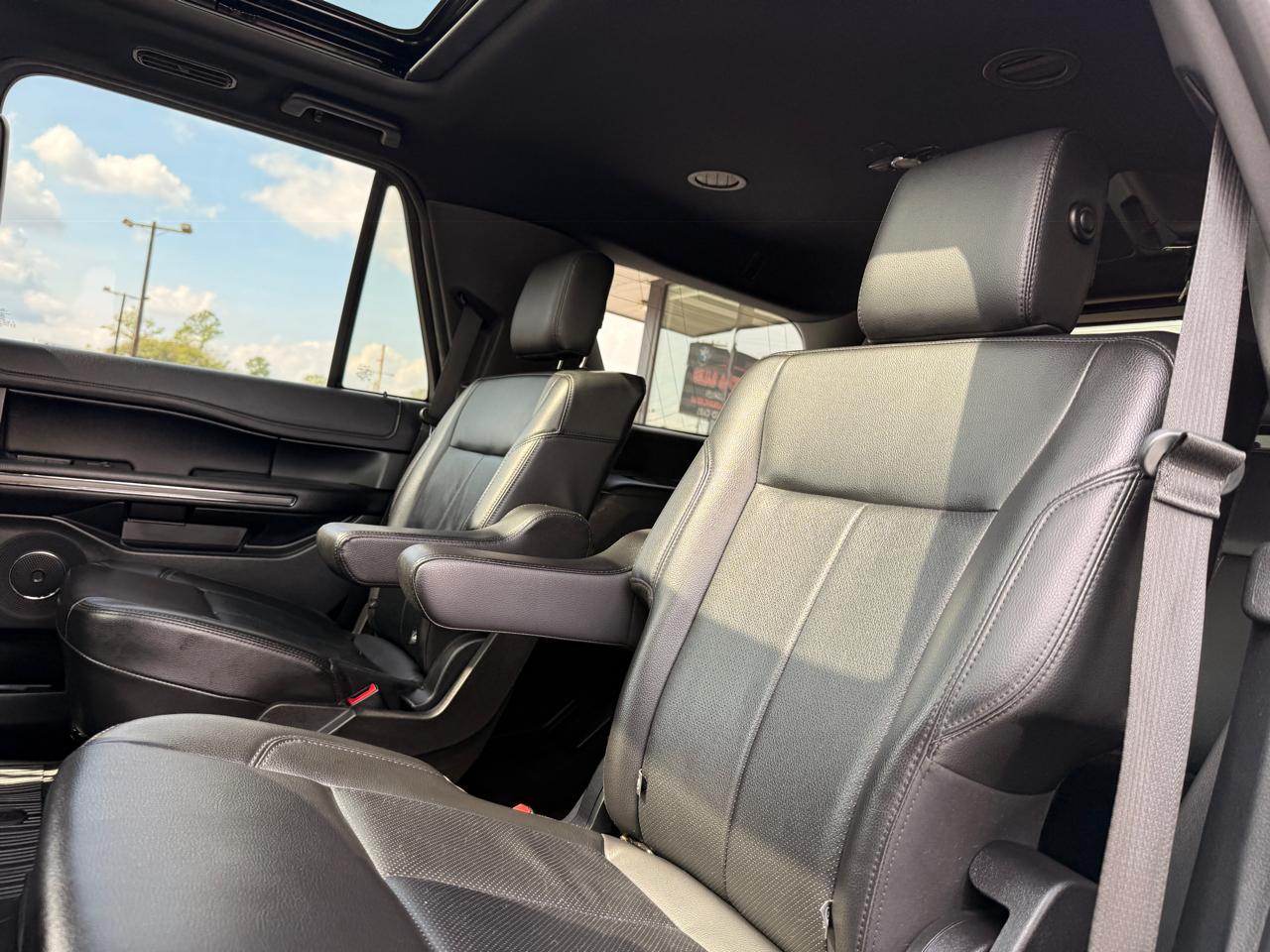 Ford Expedition XLT 2020