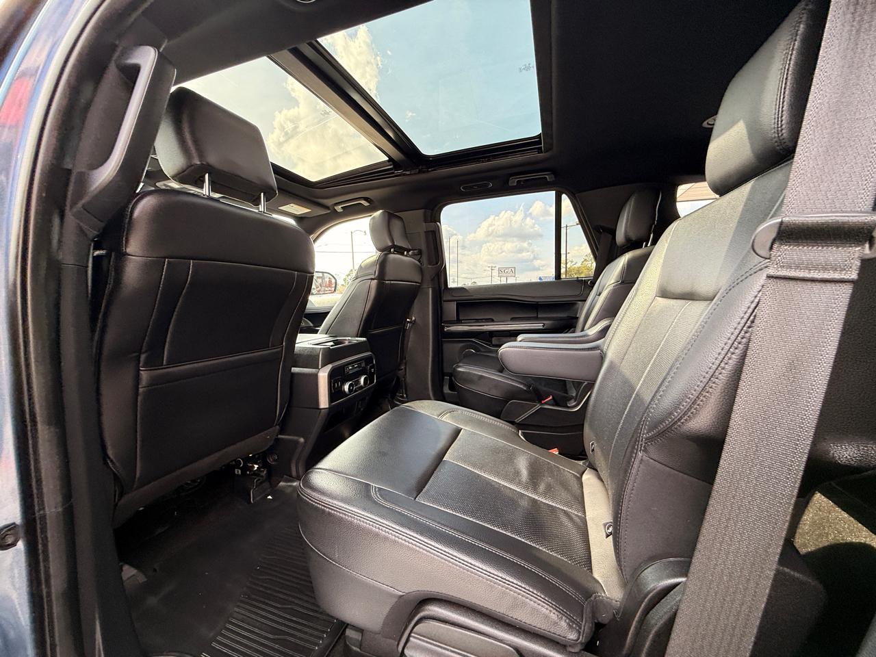 Ford Expedition XLT 2020