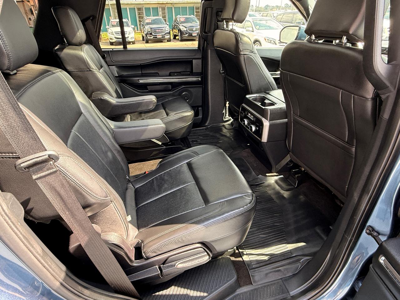 Ford Expedition XLT 2020