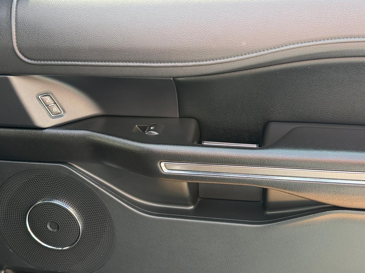 Ford Expedition XLT 2020