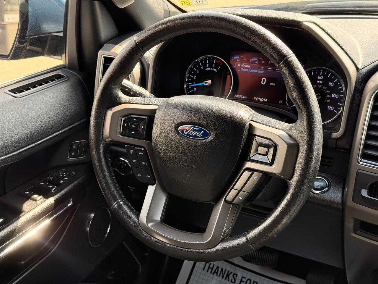 Ford Expedition XLT 2020