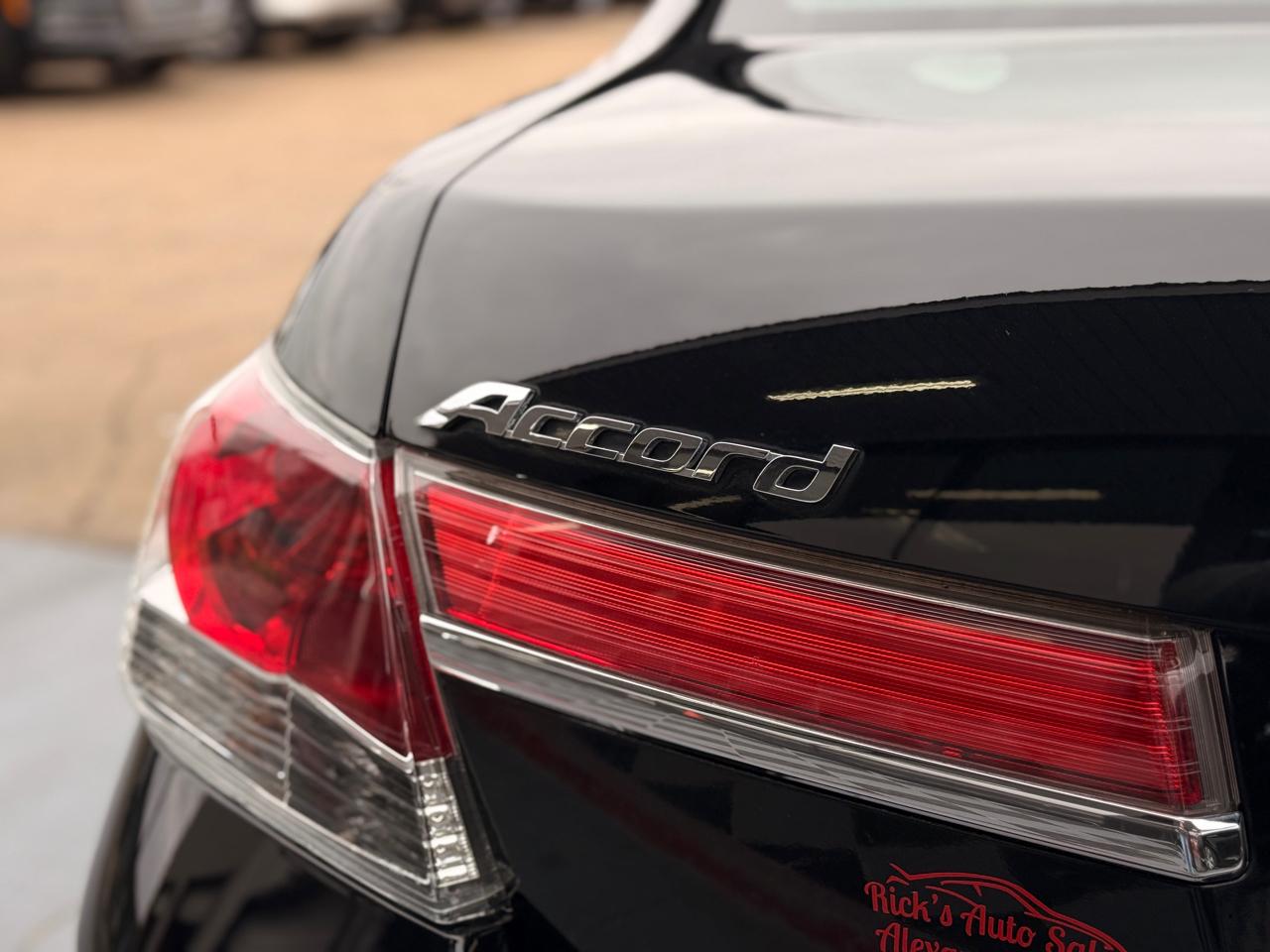 Honda Accord SE Sedan AT 2012