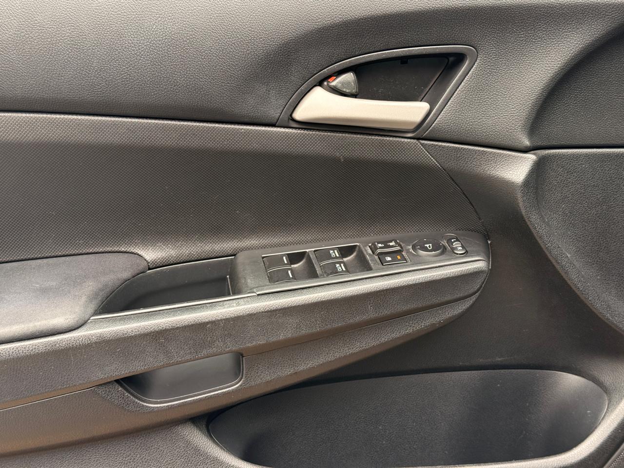 Honda Accord SE Sedan AT 2012