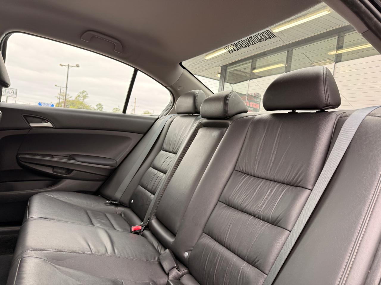 Honda Accord SE Sedan AT 2012