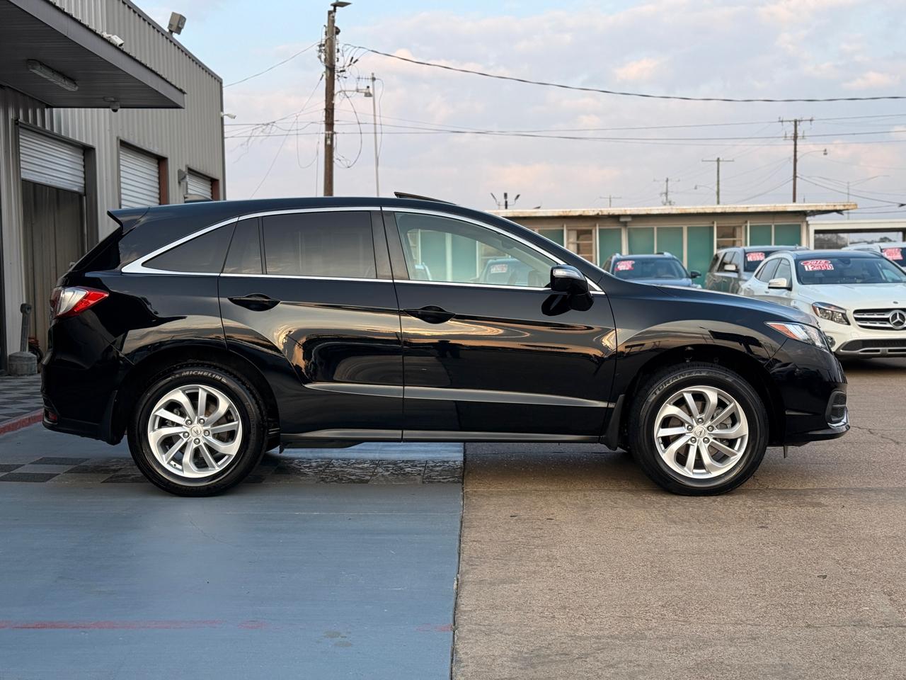 Acura RDX 6-Spd AT w/ Technology Package 2016