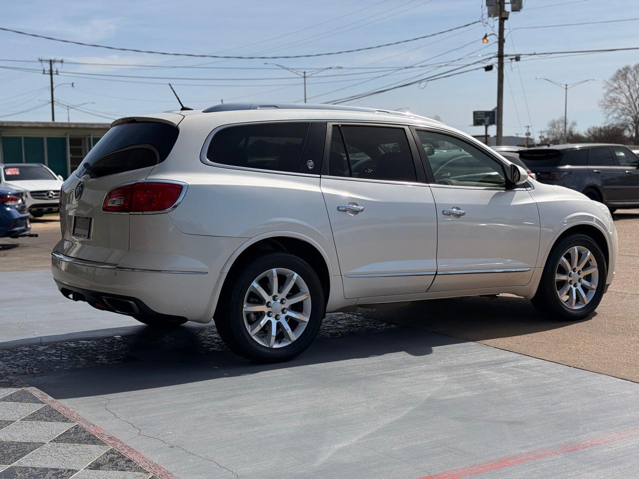 Buick Enclave Premium FWD 2013