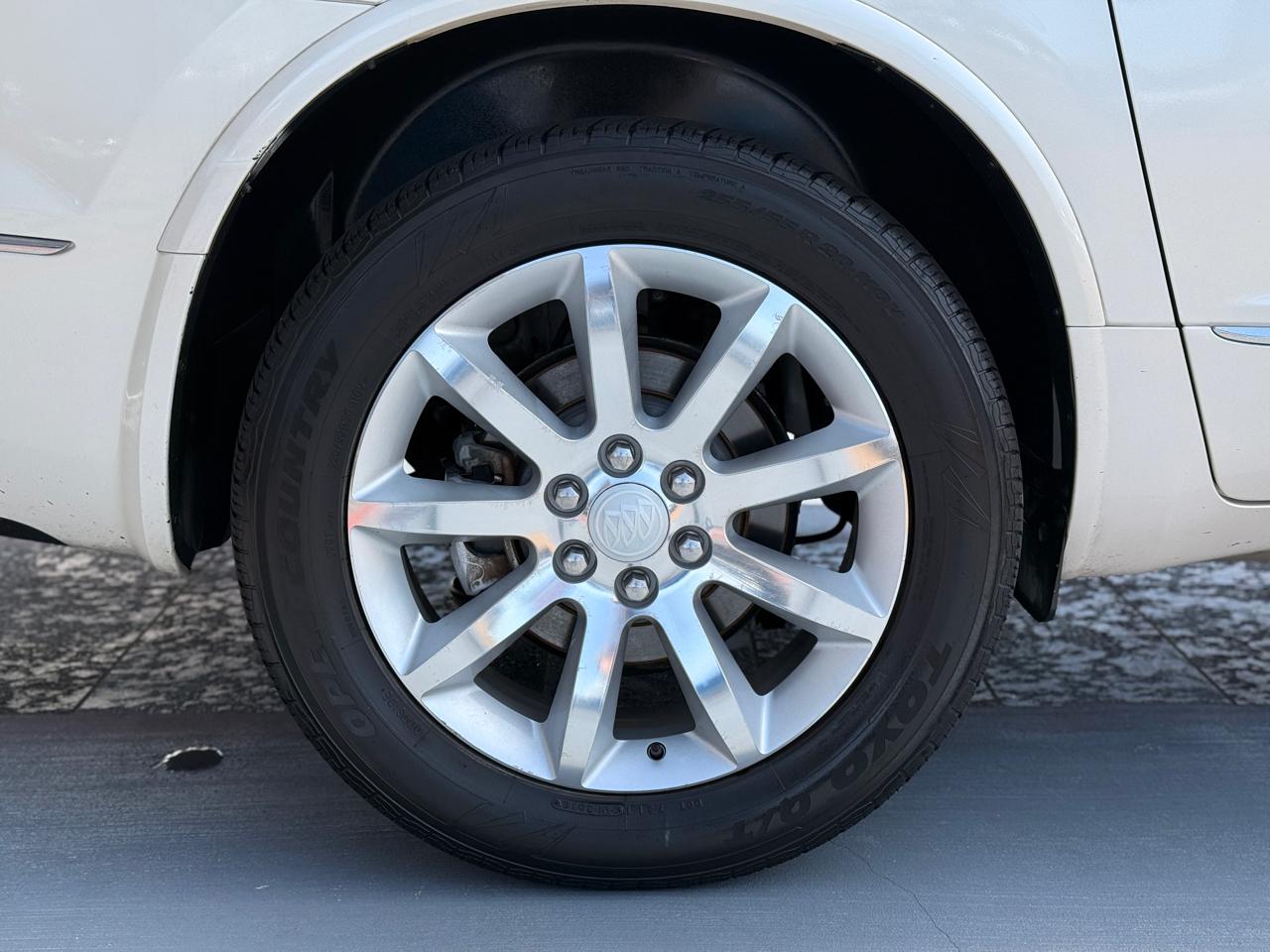 Buick Enclave Premium FWD 2013