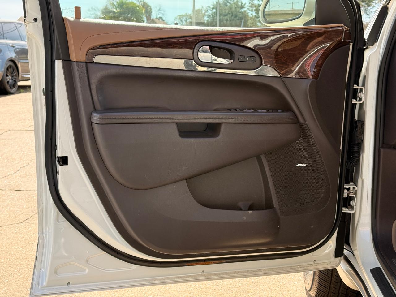 Buick Enclave Premium FWD 2013