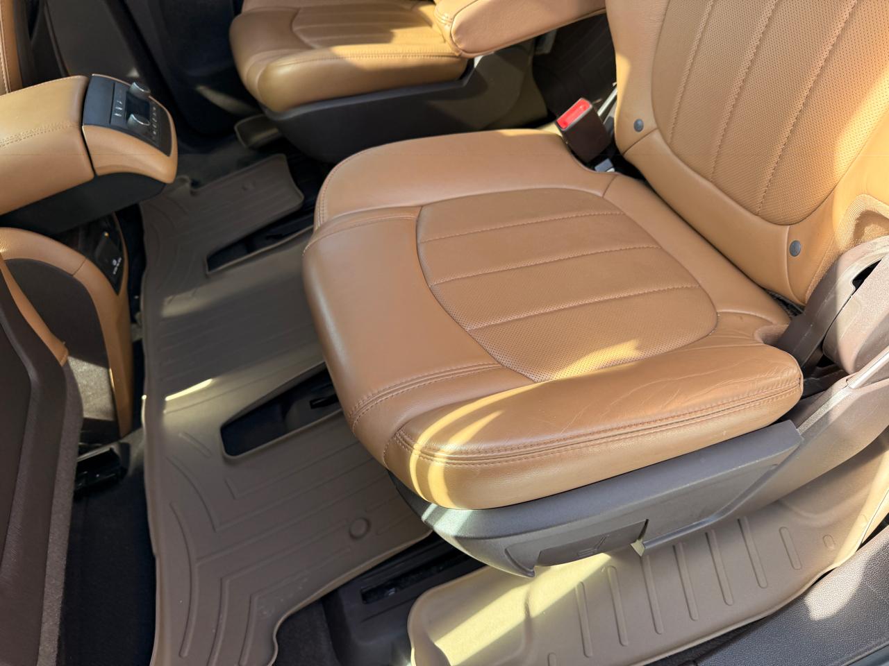 Buick Enclave Premium FWD 2013