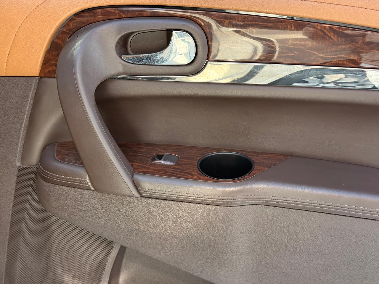 Buick Enclave Premium FWD 2013