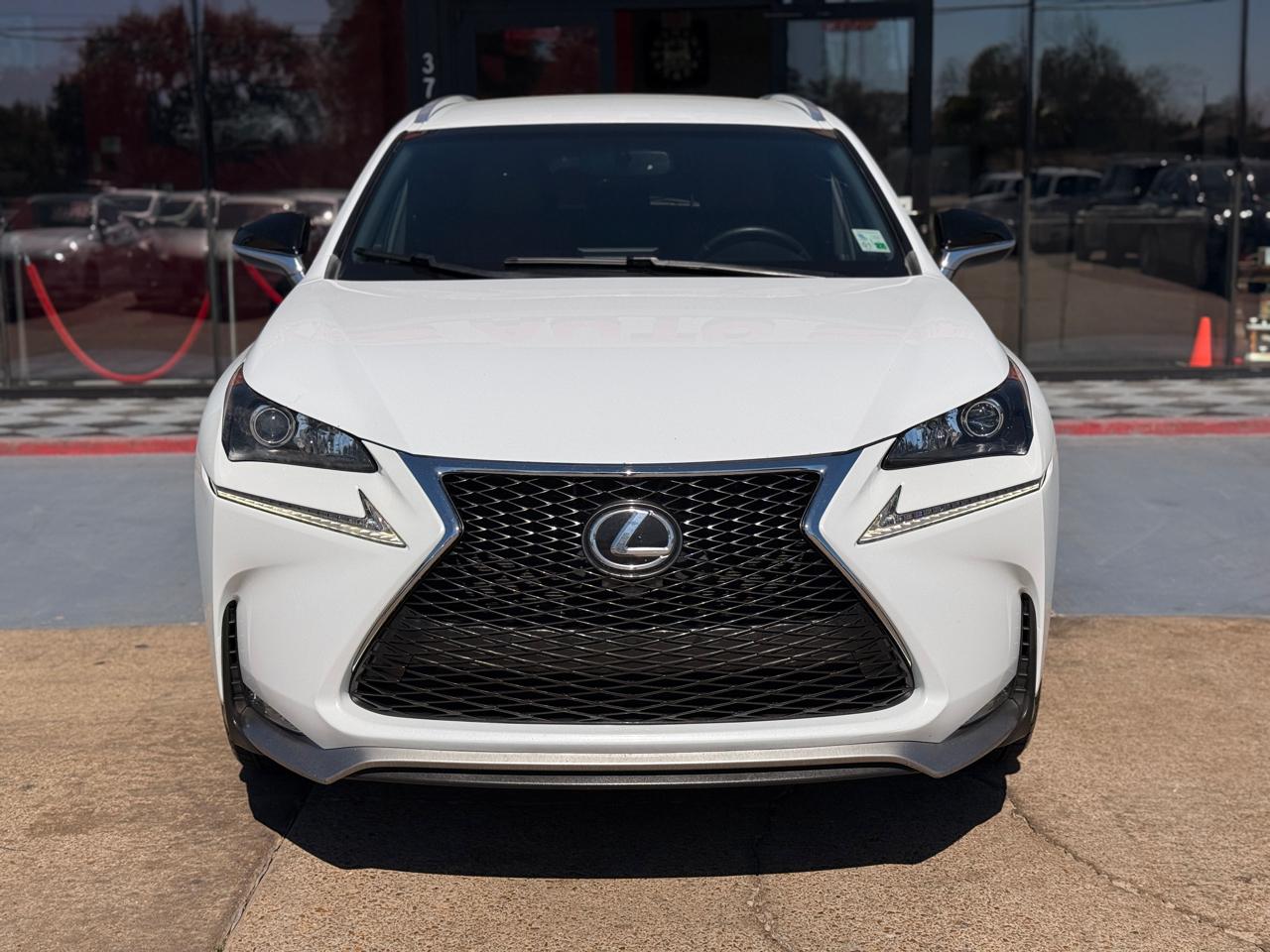 Lexus NX 200t FWD 2017