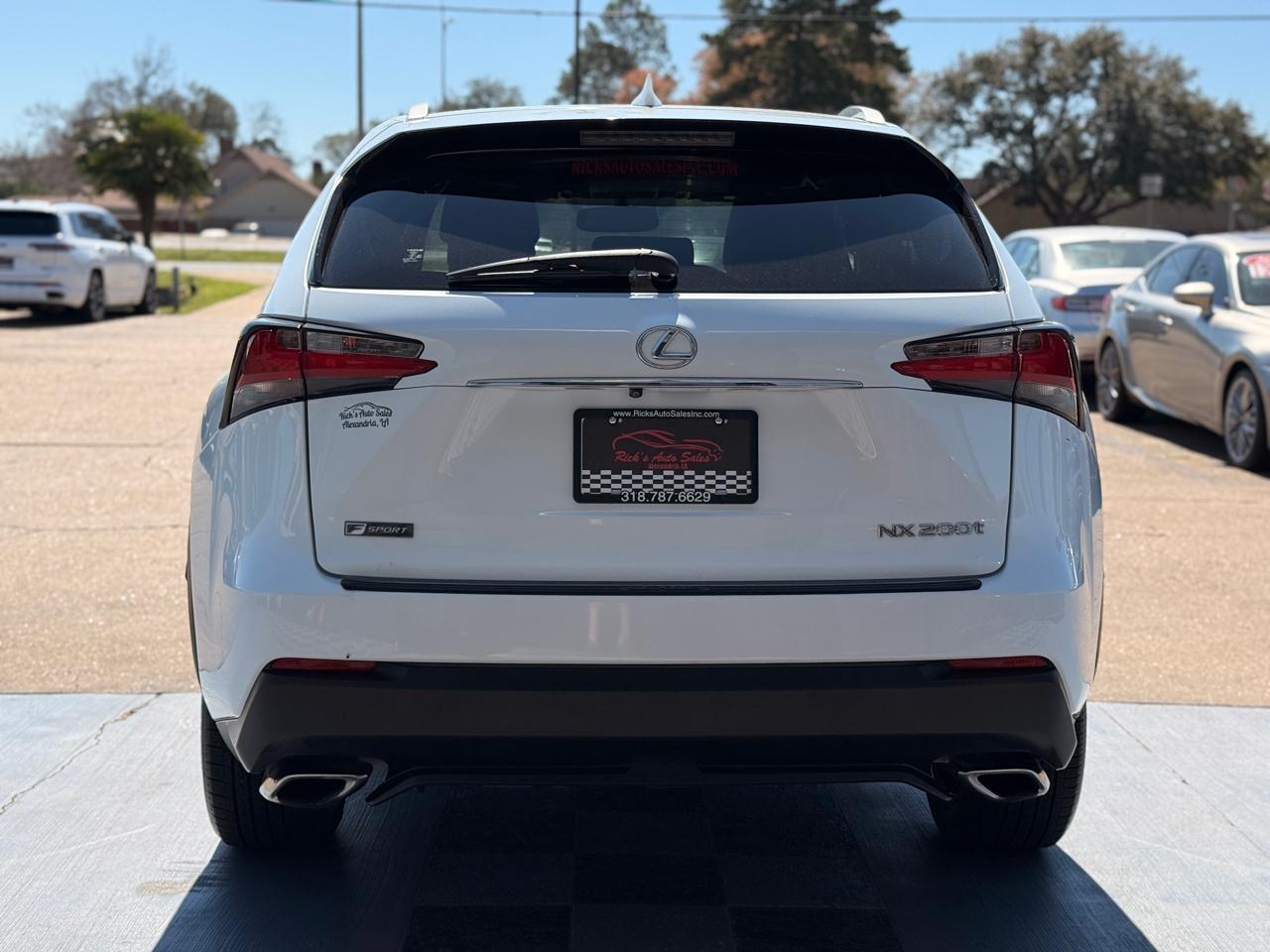 Lexus NX 200t FWD 2017