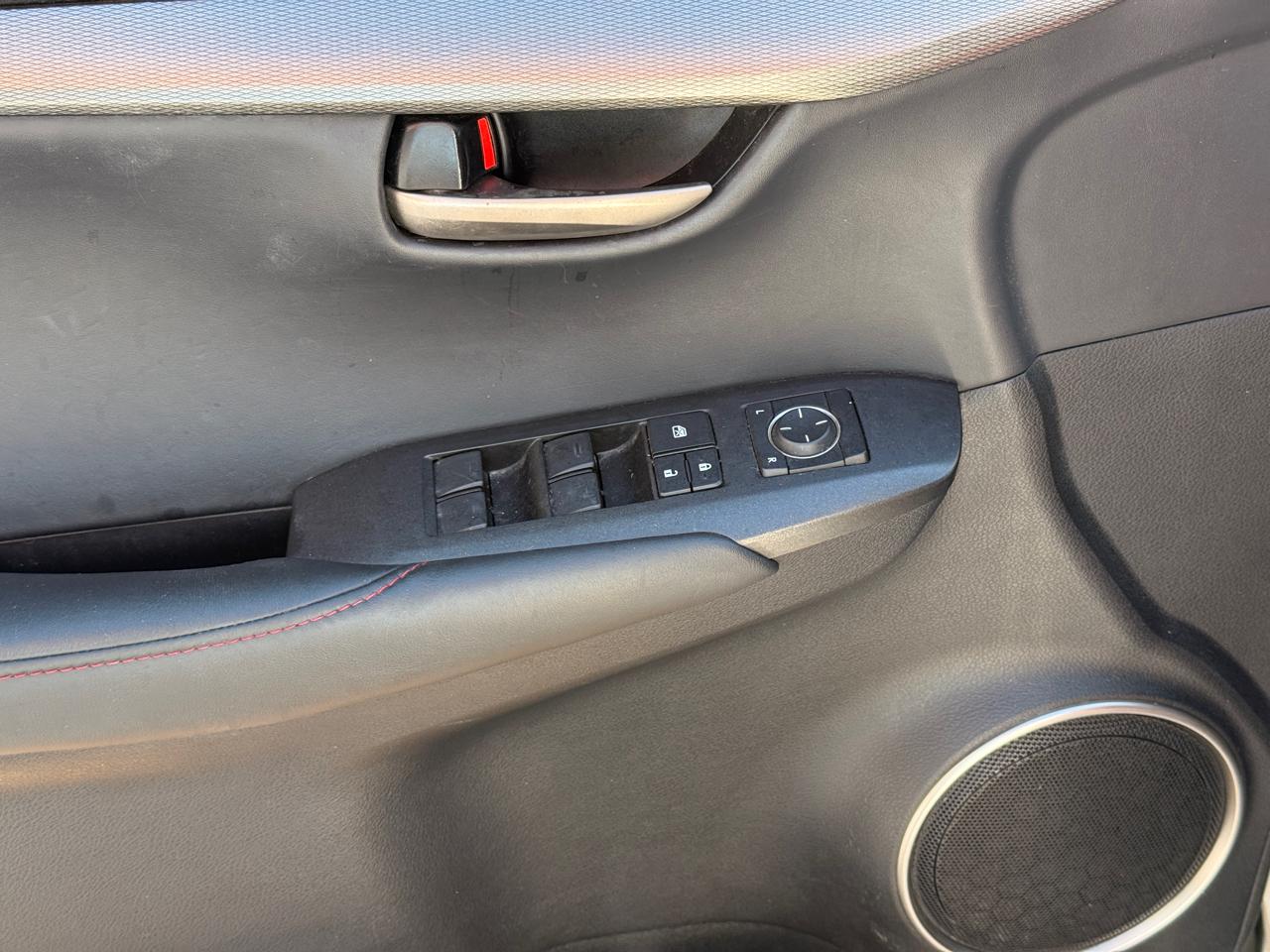 Lexus NX 200t FWD 2017