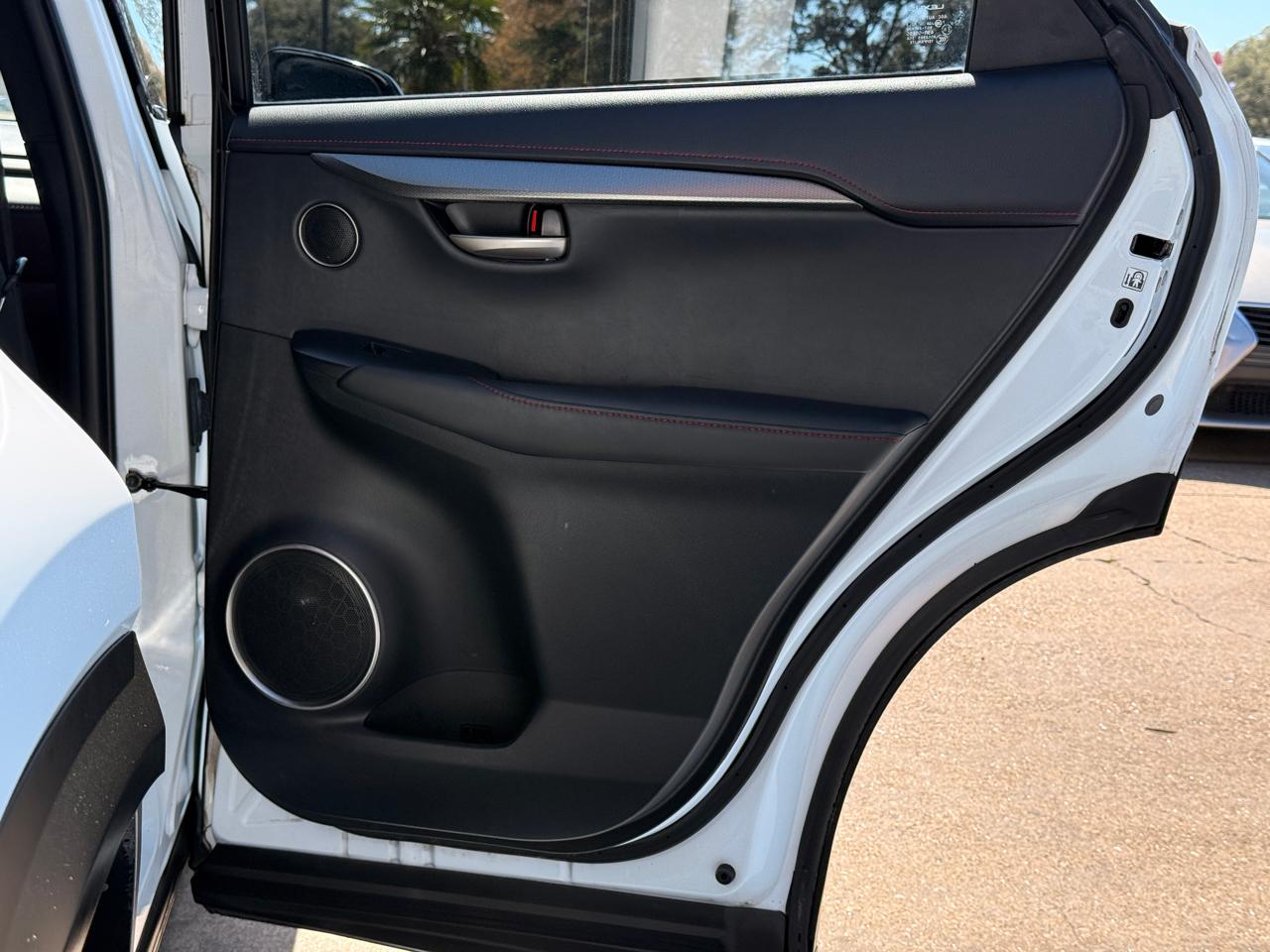 Lexus NX 200t FWD 2017